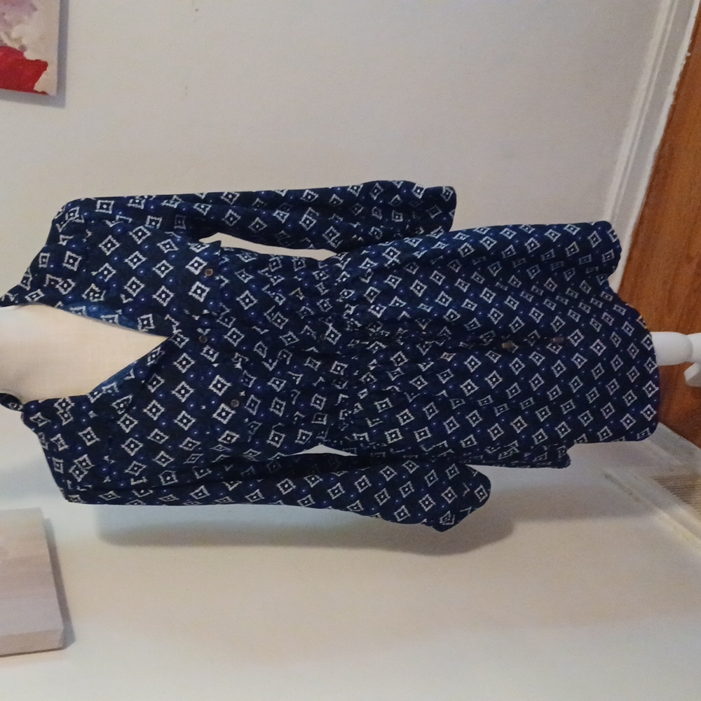 Indulge navy blue white and purple splashes